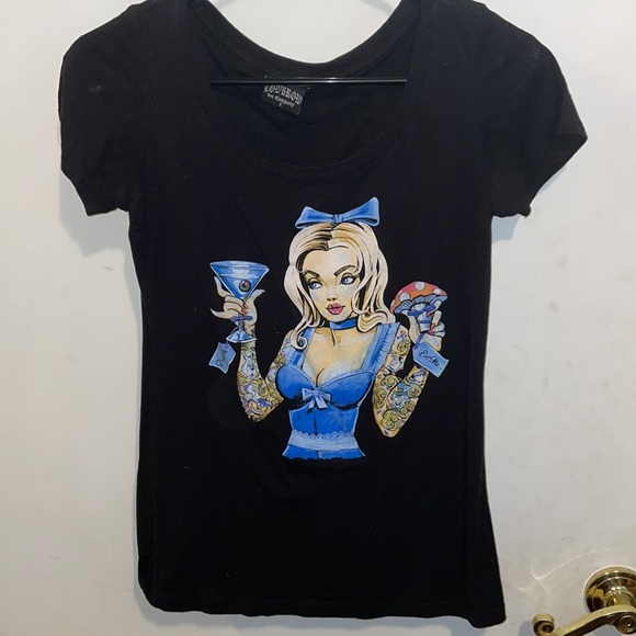Alice tshirt - Picture 2 of 3